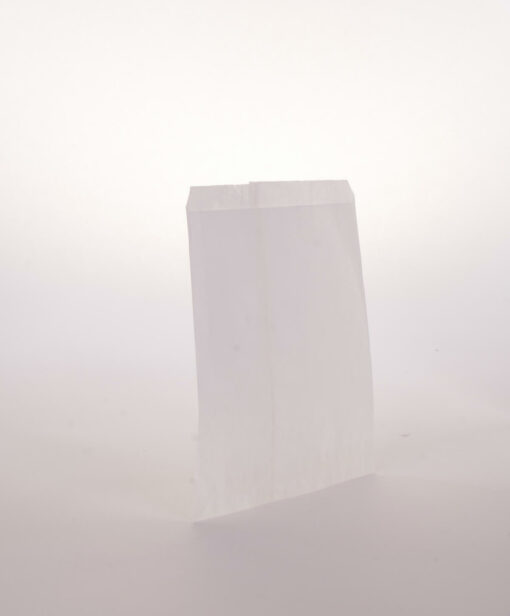 PB4.WHT-SIMPLE-WHITE-PAPER-BAG