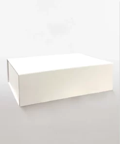 magnetic closure gift box white